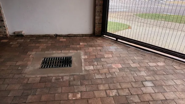 New stormwater manhole with heavy duty grid inlet