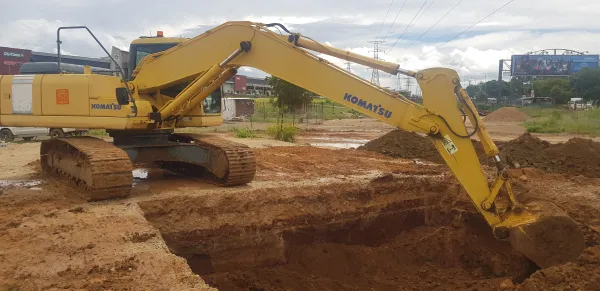 Excavating Pylon foundations