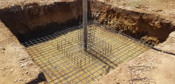Pylon foundation rebar