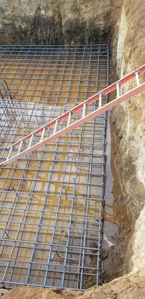 Pylon foundation rebar